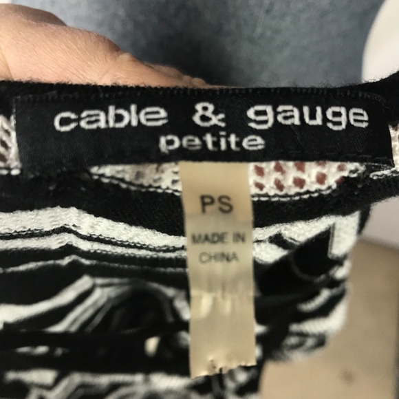 Cable & Gauge PS Blouse Black & White Chevron - Picture 6 of 8